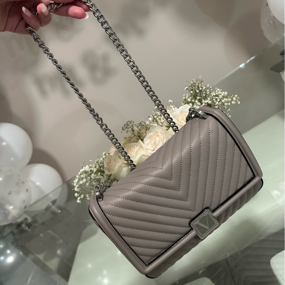 Medium crossbody bag